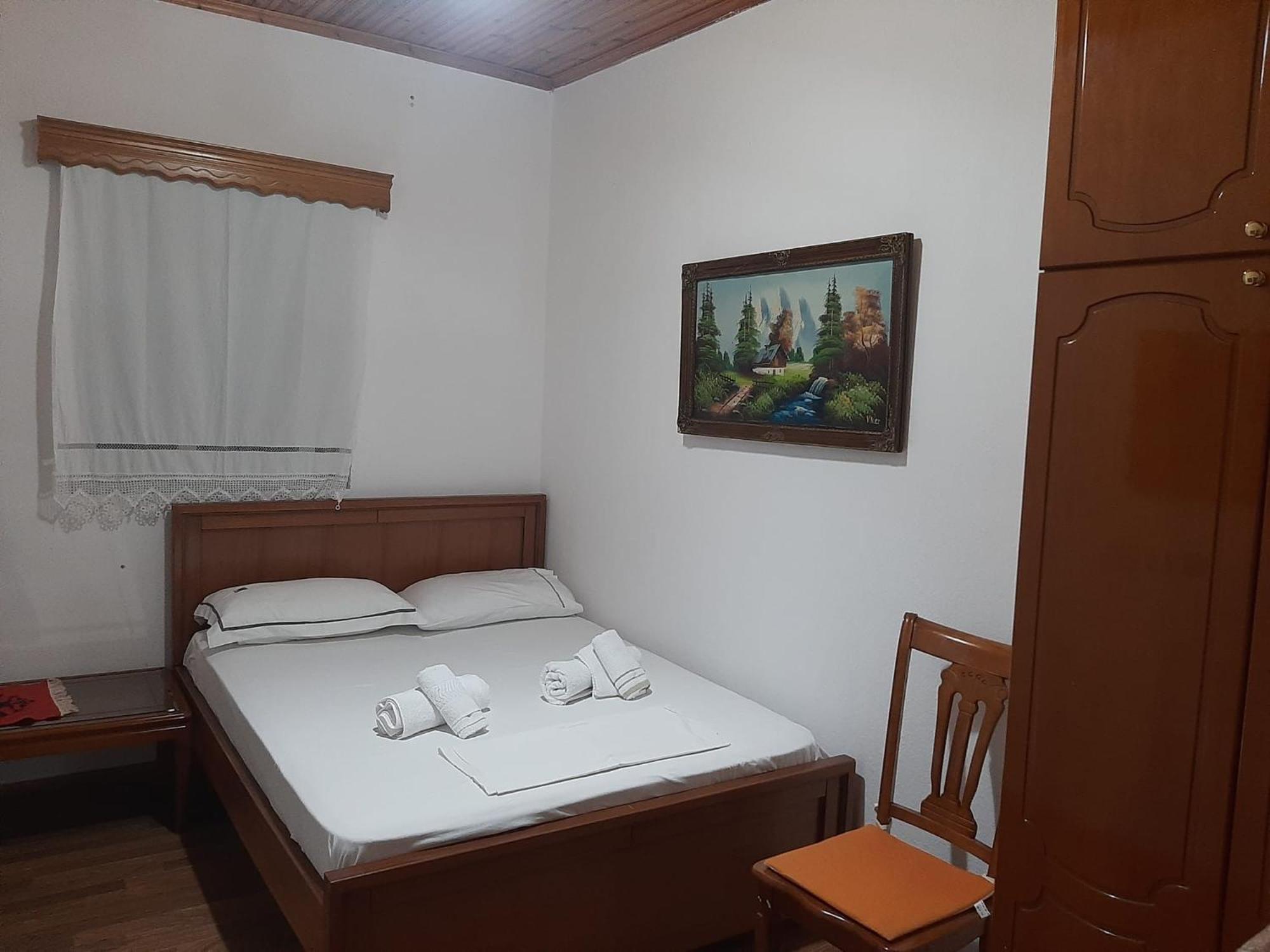 Bazzar 2 Hotel Gjirokastër Exterior foto